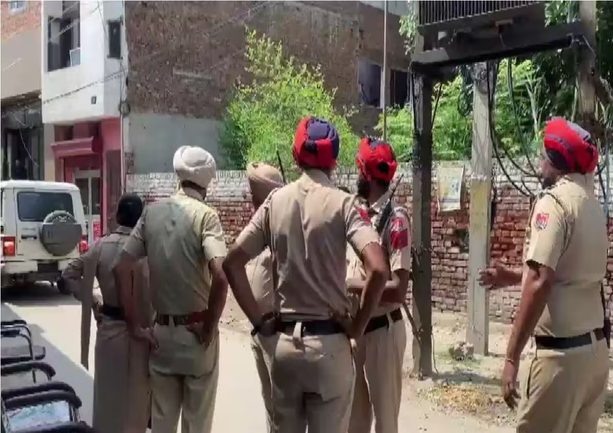 New Delhi: पंजाब पुलिस ने बठिंडा में 40 किलोग्राम हेरोइन जब्त की, छह तस्कर गिरफ्तार